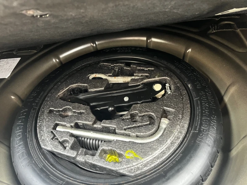 VW ID.6, снимка 8 - Автомобили и джипове - 53304511