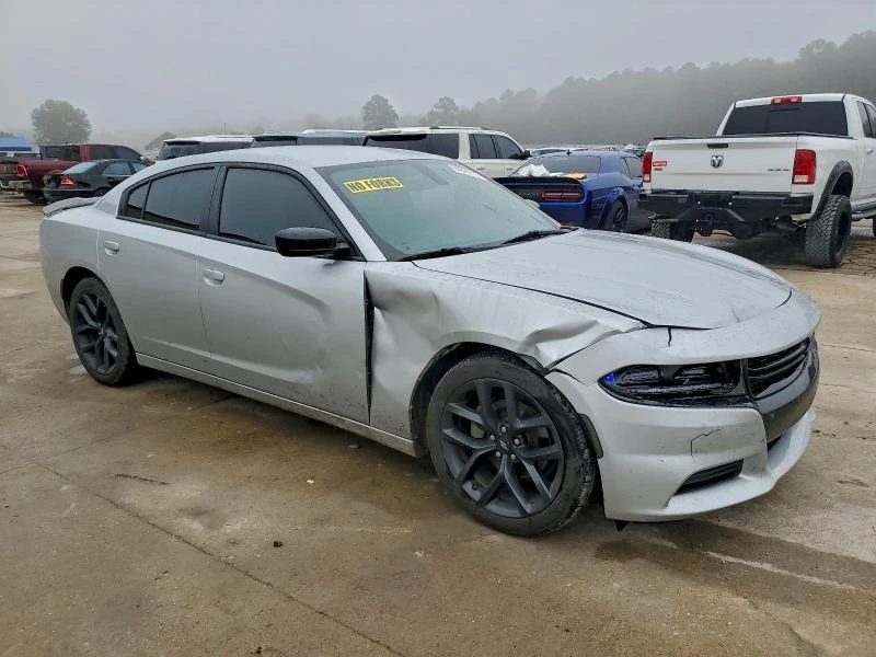 Dodge Charger 3.6L 6 Rear-wheel drive, снимка 9 - Автомобили и джипове - 53000219