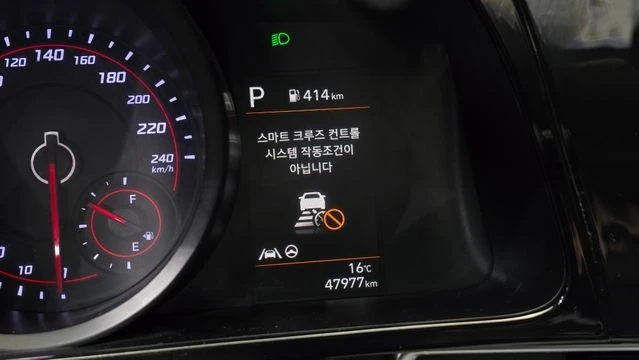 Hyundai Elantra AVANTE| ���������| ���� | LANE ASSIST| ���� �� �� | Mobile.bg � ����������� 9