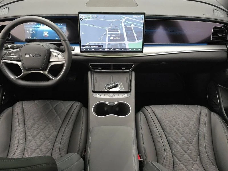 BYD Sealion 7  71.8kWh| 231к, снимка 6 - Автомобили и джипове - 56354043
