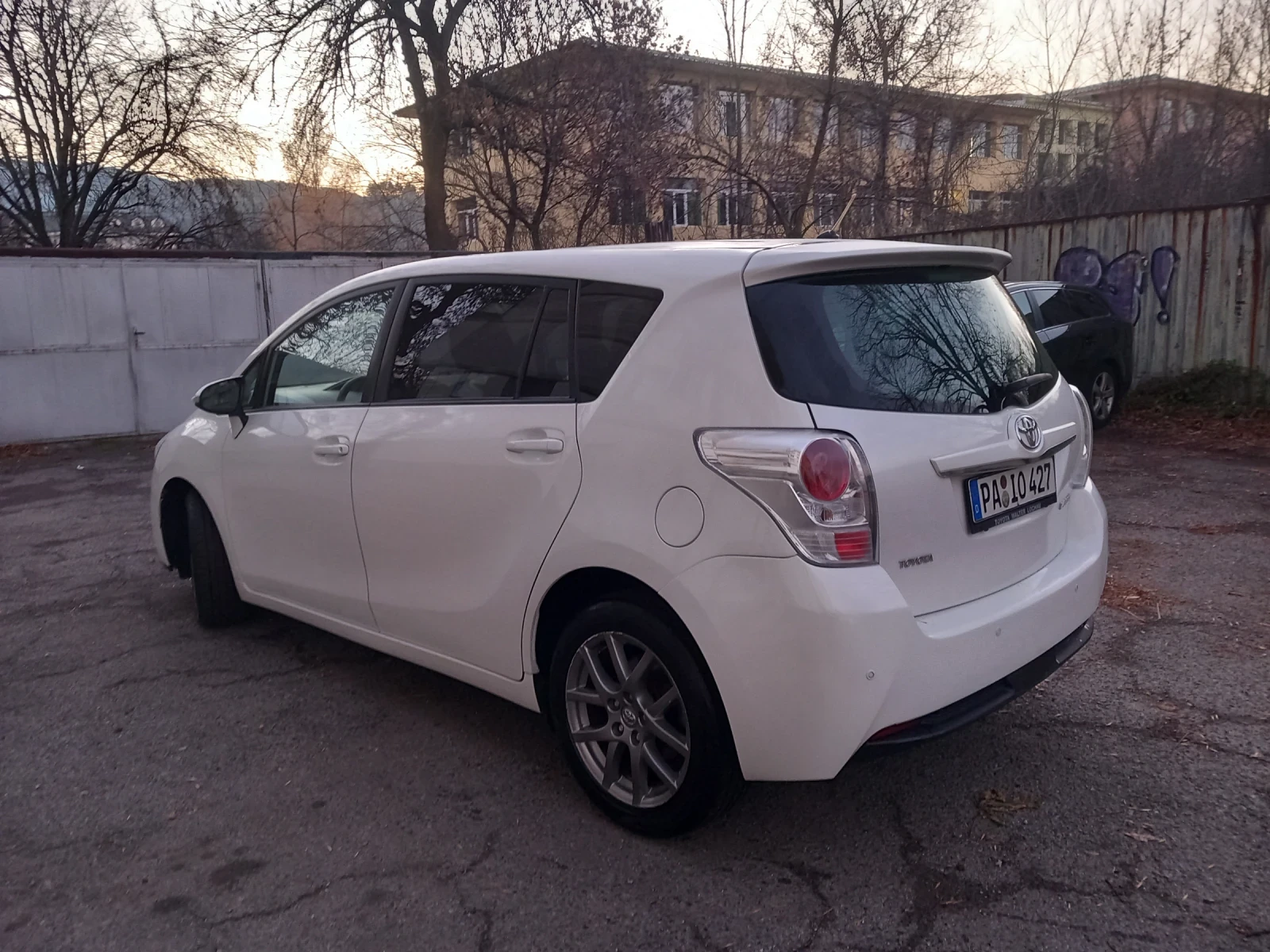 Toyota Verso 1.8i - изображение 4