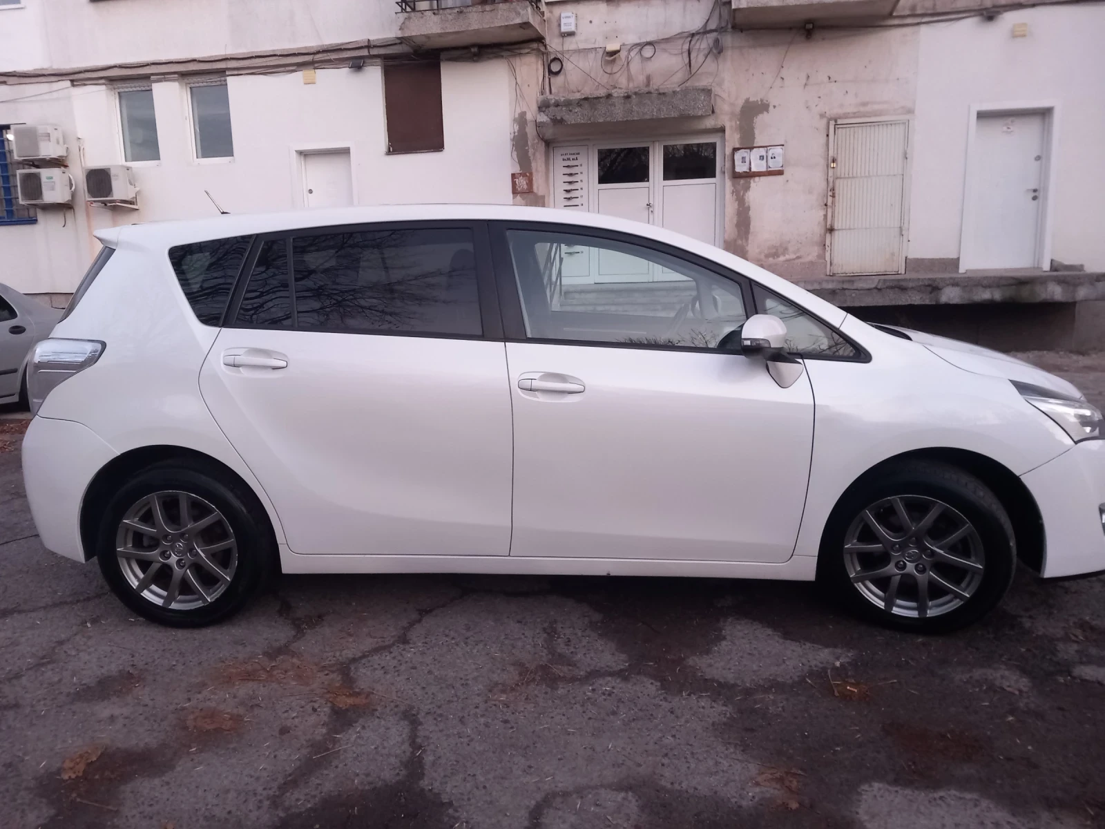 Toyota Verso 1.8i - изображение 6