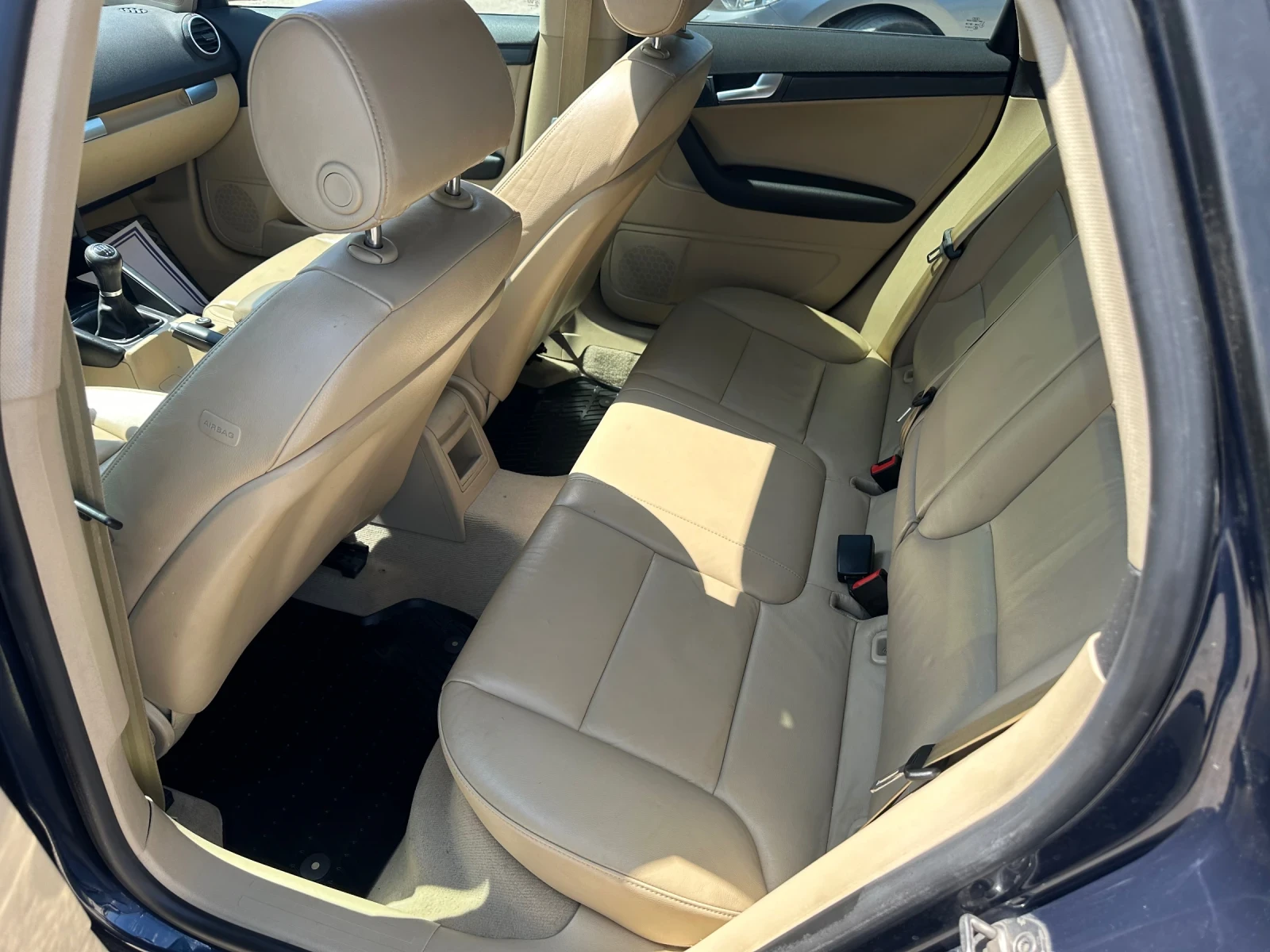 Audi A3 Sportback!Xenon!Panorama!2.0i-150..!  | Mobile.bg   14