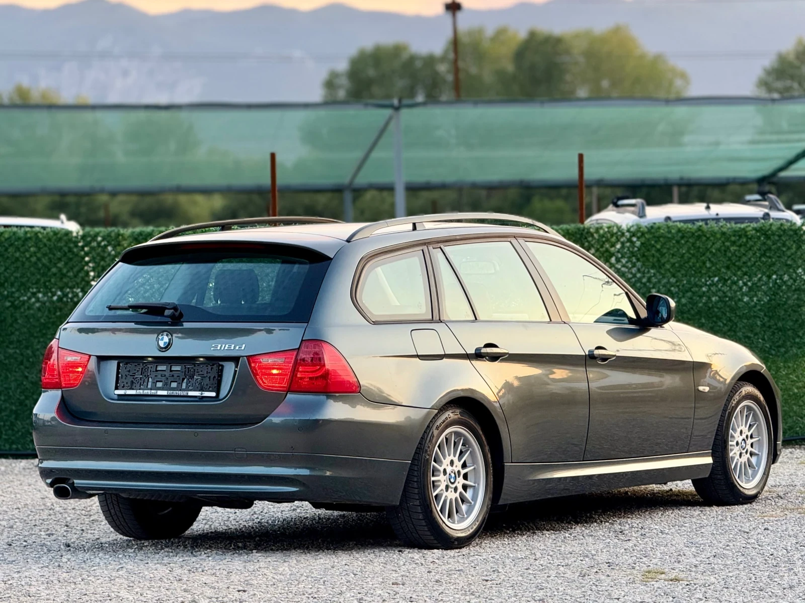 BMW 318 D FACELIFT - изображение 7