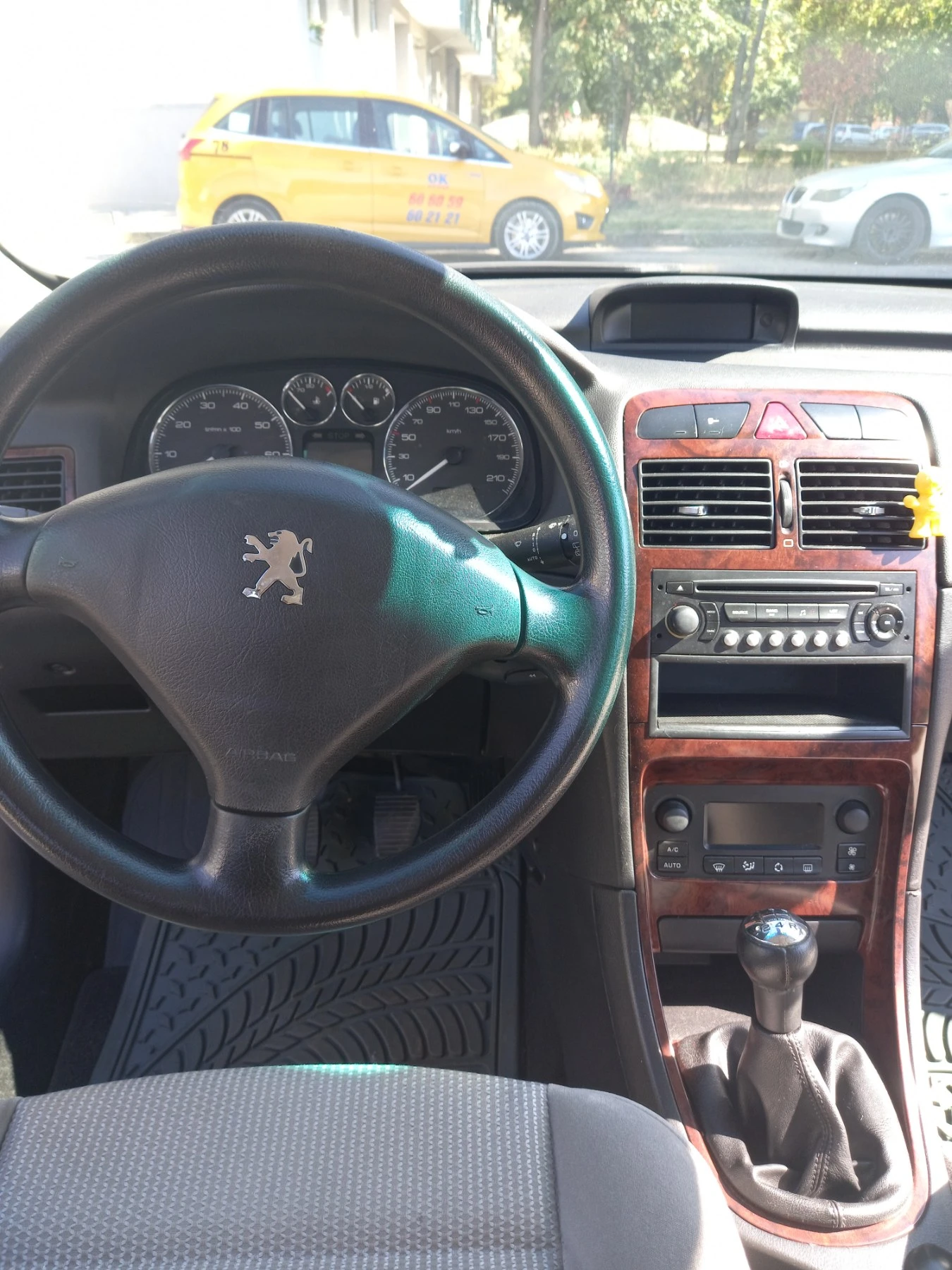 Peugeot 307 1.6 109 - изображение 3