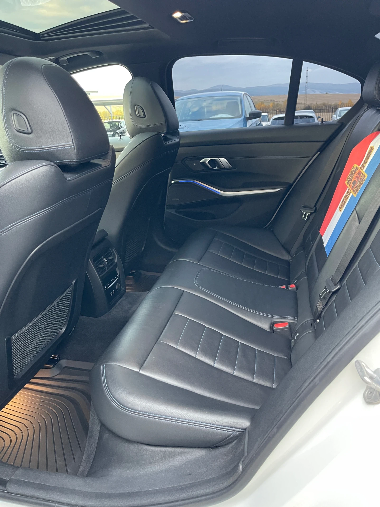 BMW 330 M/paket! X-drive!! FULL!!! | Mobile.bg — изображение 17