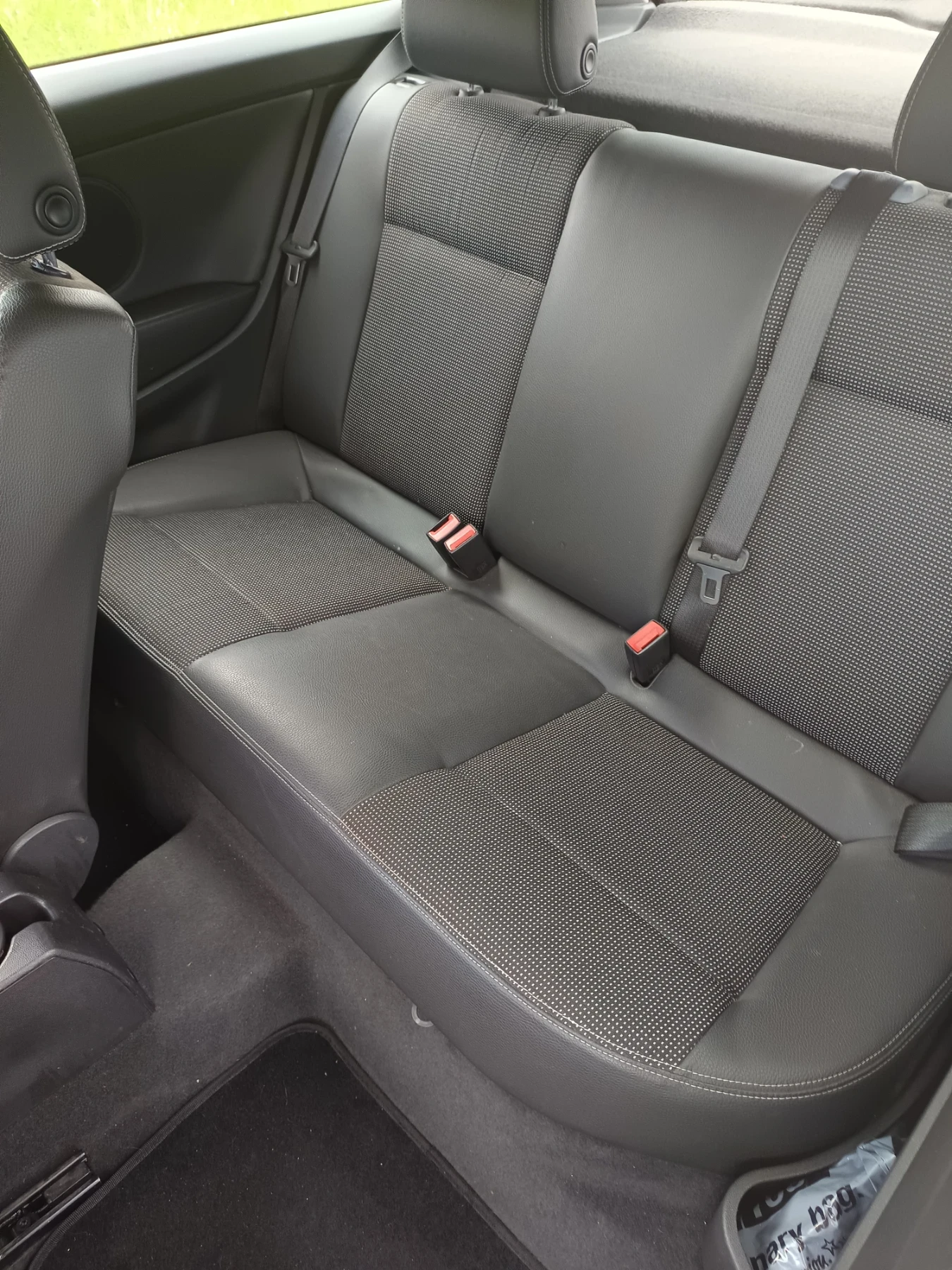 Opel Astra 1.7 GTC - изображение 7