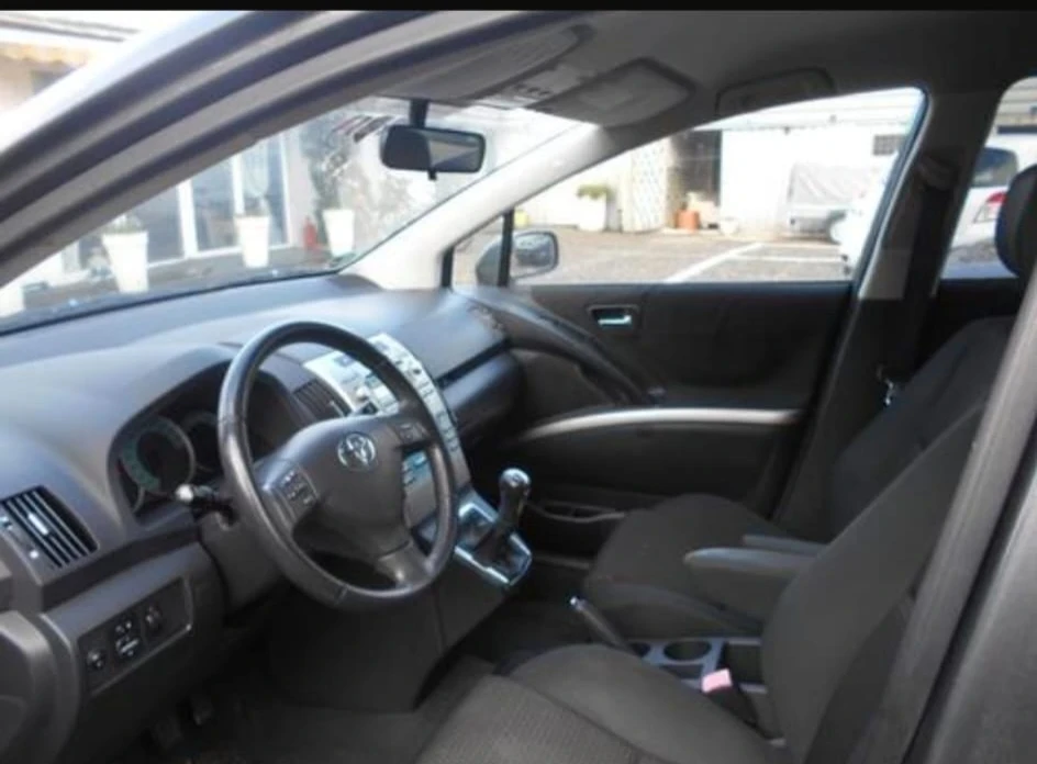 Toyota Corolla ����� | Mobile.bg � ����������� 2