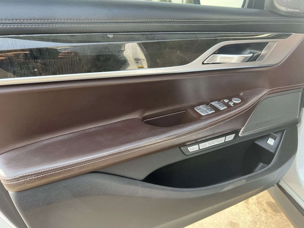 BMW 750 * CARFAX * ЦЕНА ДО БГ - изображение 9