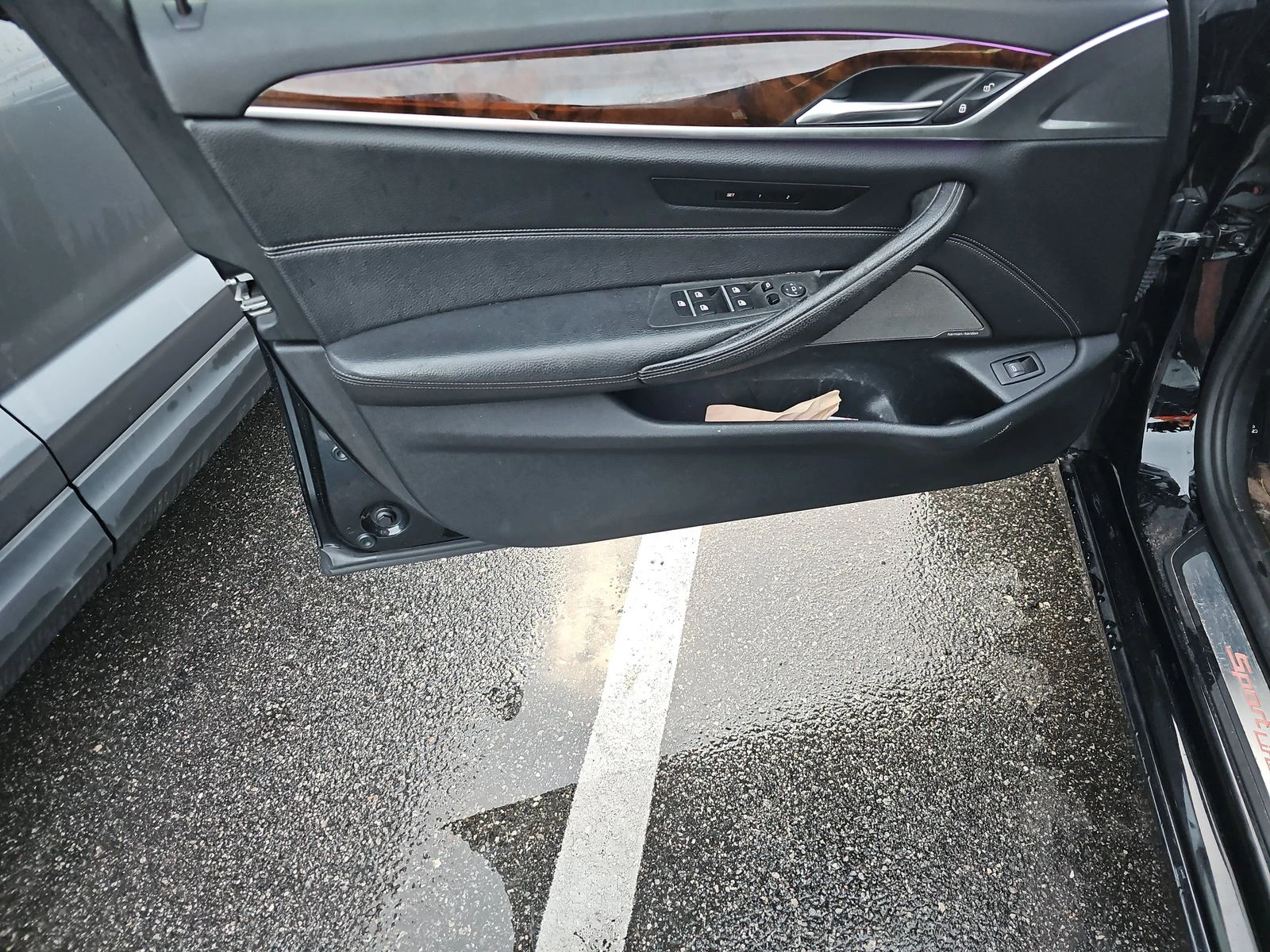 BMW 540 ХЕДЪП* HARMON* KARDON* 360КАМЕРА* LANE* ASSIST*  - изображение 8