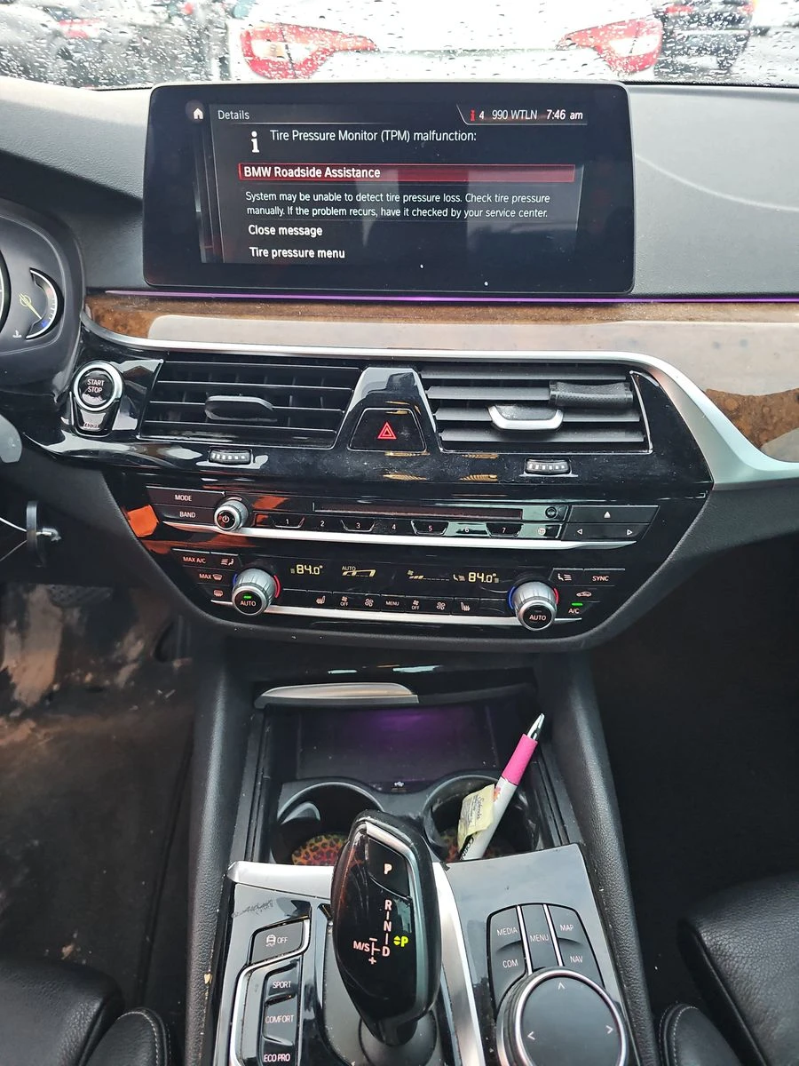 BMW 540 ХЕДЪП* HARMON* KARDON* 360КАМЕРА* LANE* ASSIST*  - изображение 10