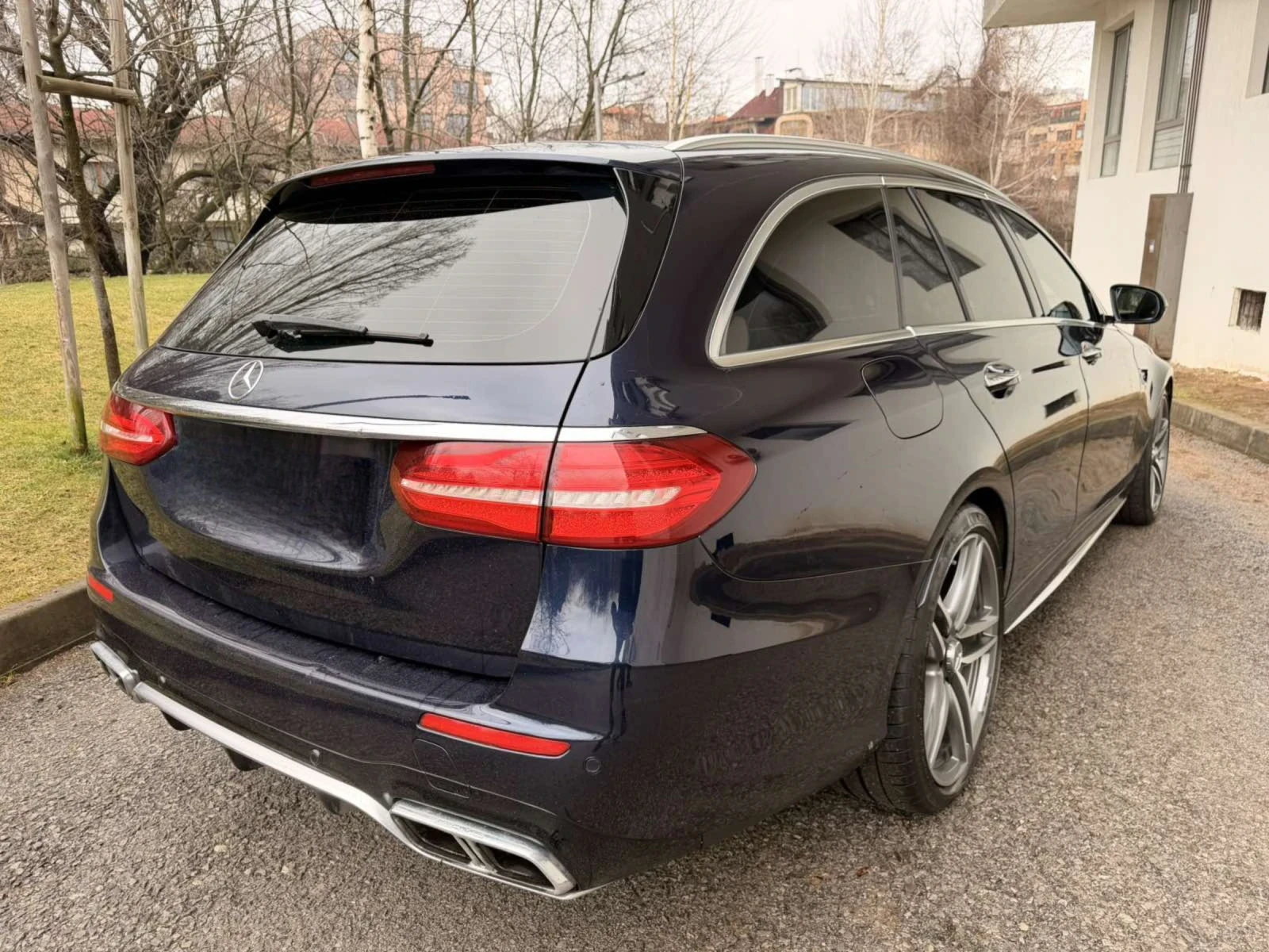 Mercedes-Benz E 63 AMG S / 4-MATIC+ / ГОТОВ ЛИЗИНГ - изображение 7