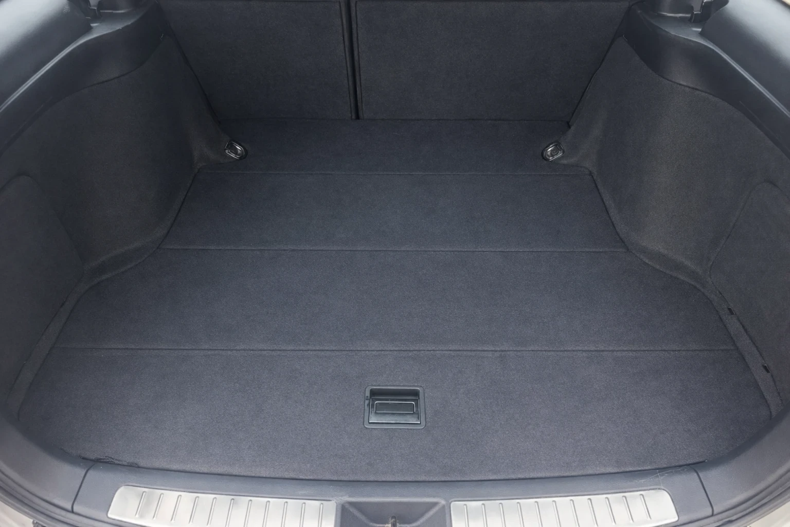 Toyota Avensis 2.0 d4d, снимка 12 - Автомобили и джипове - 53600323