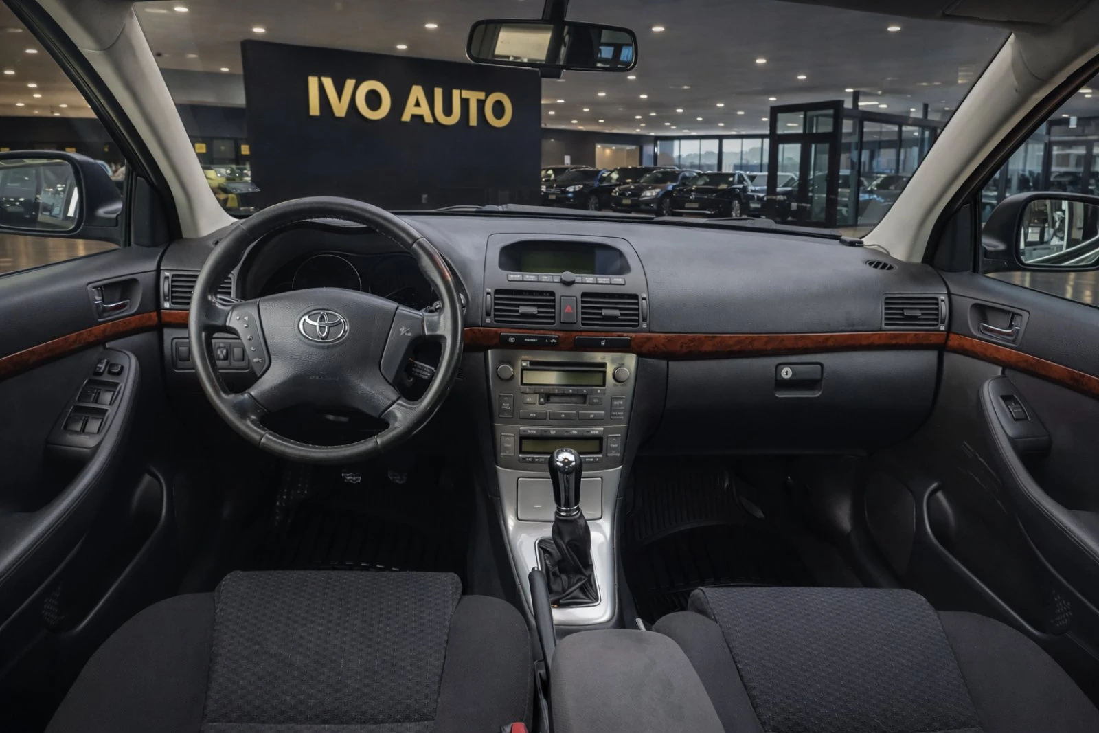 Toyota Avensis 2.0 d4d - изображение 3