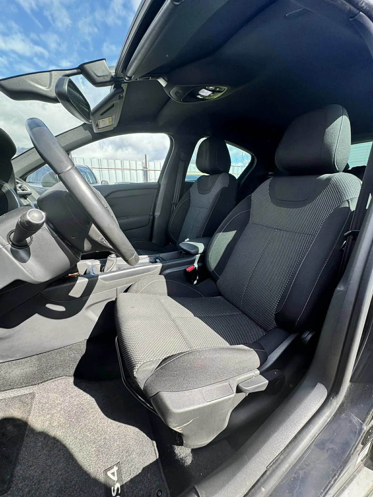 Citroen DS4 1.2i Turbo 130�.� | Mobile.bg � ����������� 11