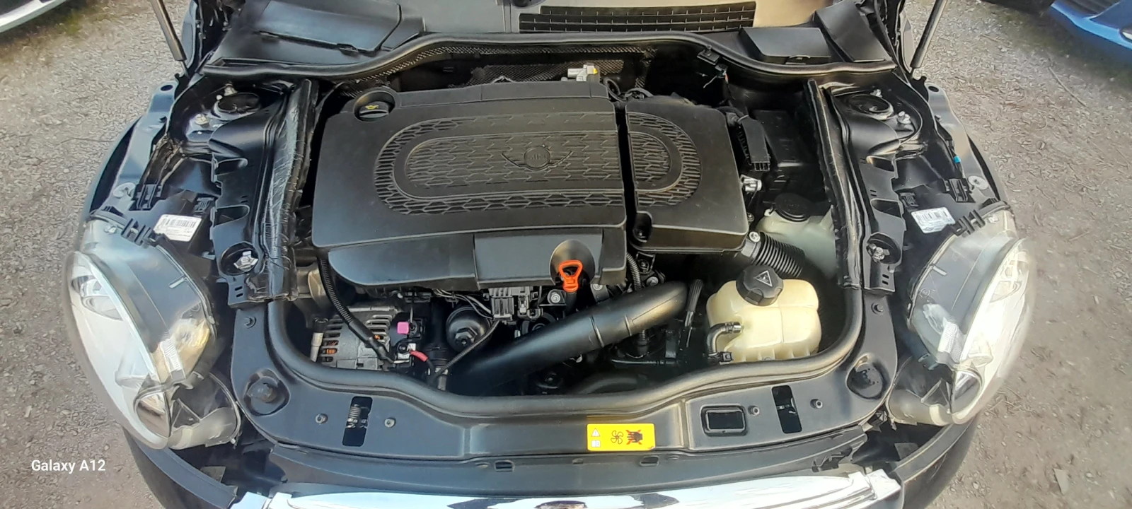 Mini Cooper 2.0D AVTOMAT. NAVI. PANORAMA., снимка 16 - Автомобили и джипове - 53866208