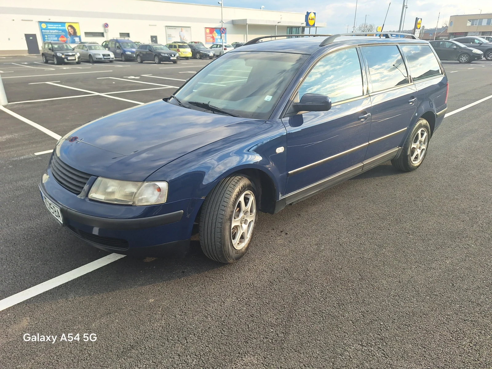 VW Passat Volkswagen Passat B5 1.9TDI 90кс. , снимка 15 - Автомобили и джипове - 54091893