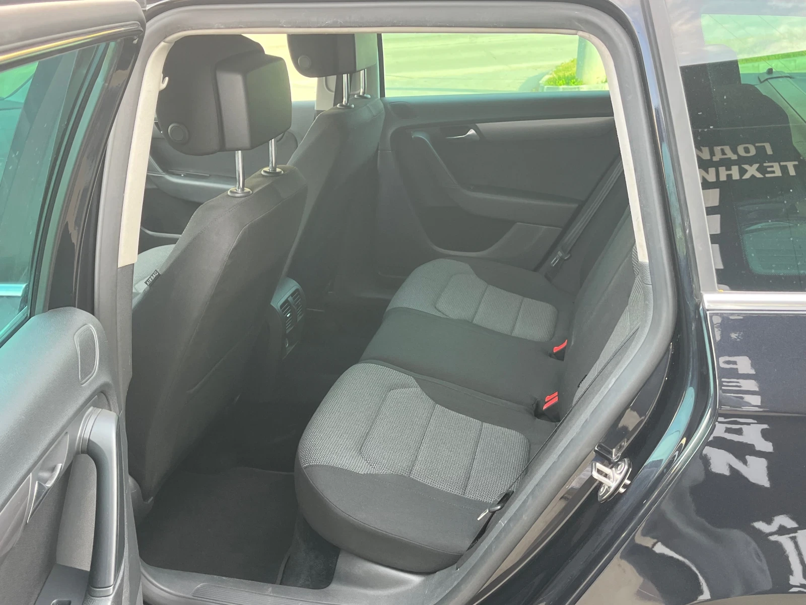 VW Passat 2.0TDI SWISS, снимка 10 - Автомобили и джипове - 54199181