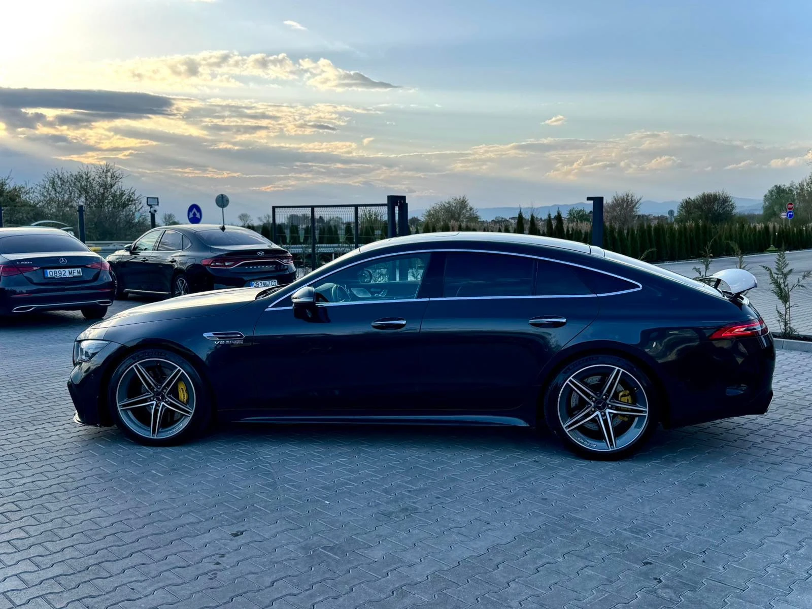 Mercedes-Benz AMG GT GT63* 4matic+ * face* 2021, снимка 4 - Автомобили и джипове - 54470028