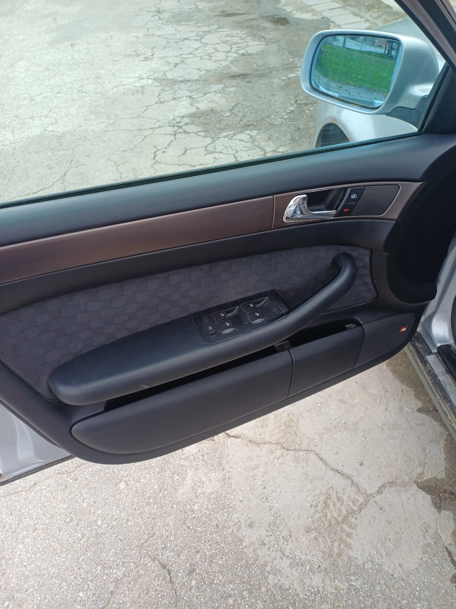 Audi A6 1.9tdi-110, снимка 7 - Автомобили и джипове - 54580942