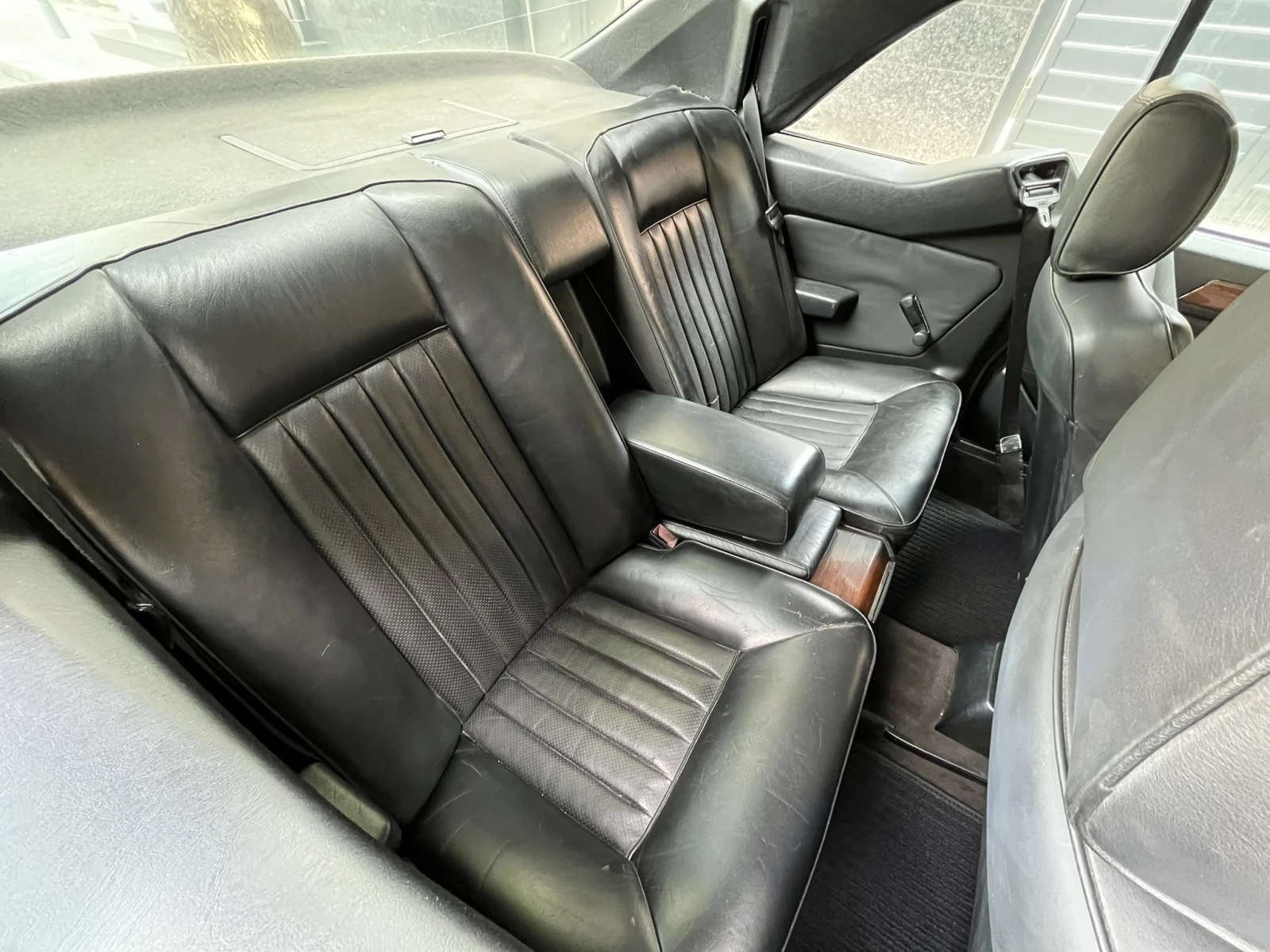 Mercedes-Benz 124 200CE, снимка 16 - Автомобили и джипове - 54663605