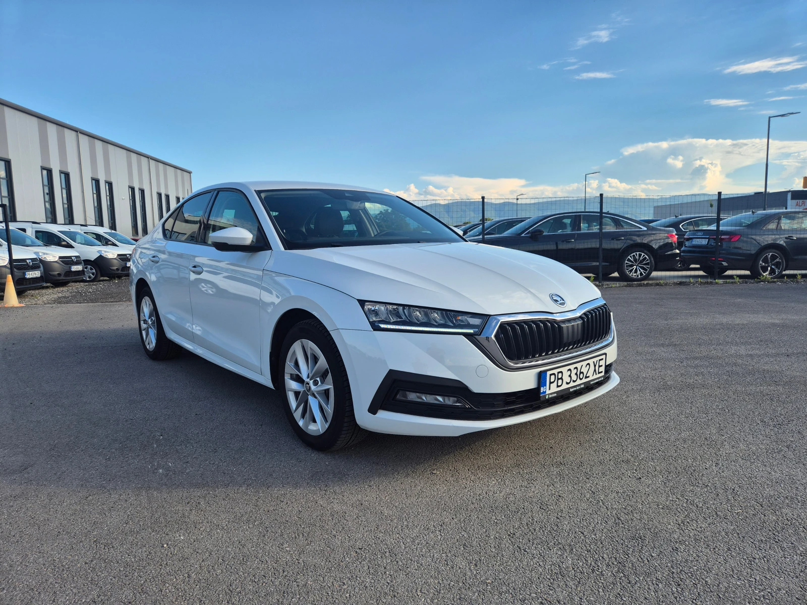 Skoda Octavia НОВ-2.0TDI А/Т, снимка 7 - Автомобили и джипове - 54691809