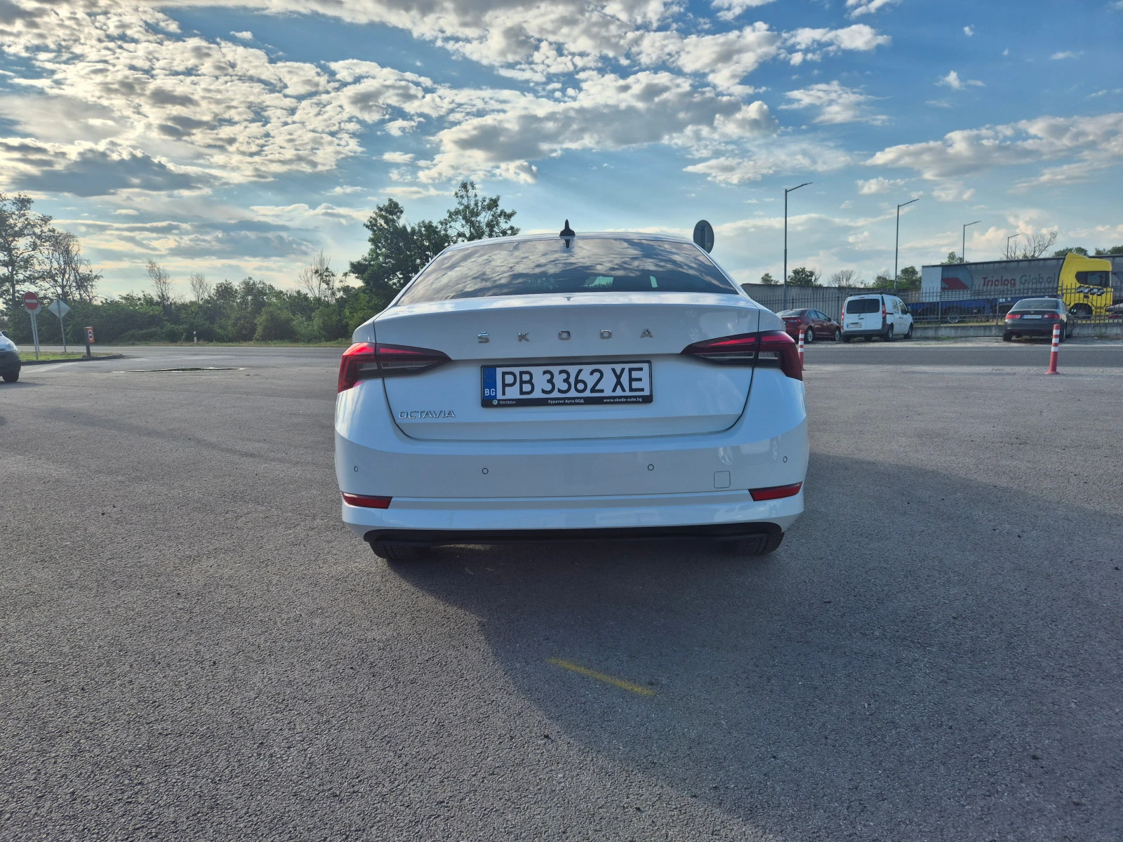 Skoda Octavia НОВ-2.0TDI А/Т, снимка 4 - Автомобили и джипове - 54691809