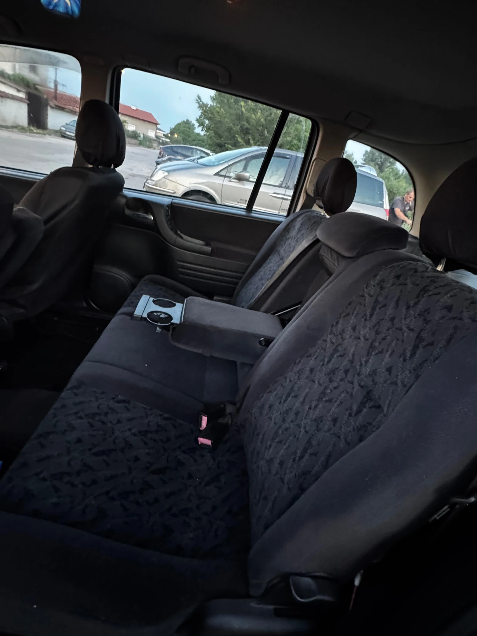 Opel Zafira, снимка 6 - Автомобили и джипове - 55120039