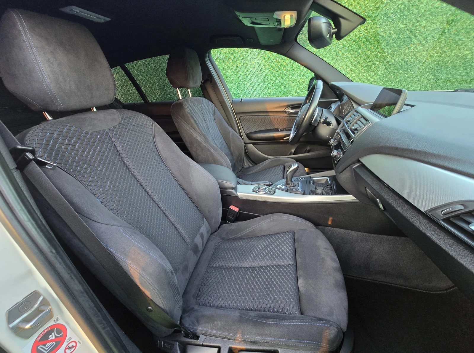 BMW 120 2.0D* 190кс* M-PACK* X-DRIVE, снимка 11 - Автомобили и джипове - 55468499