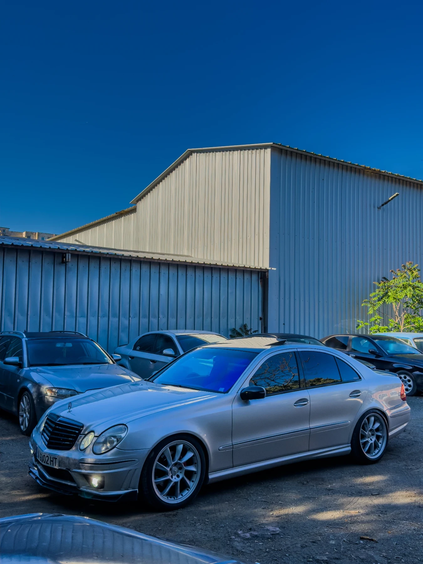 Mercedes-Benz E 320, снимка 3 - Автомобили и джипове - 55590348