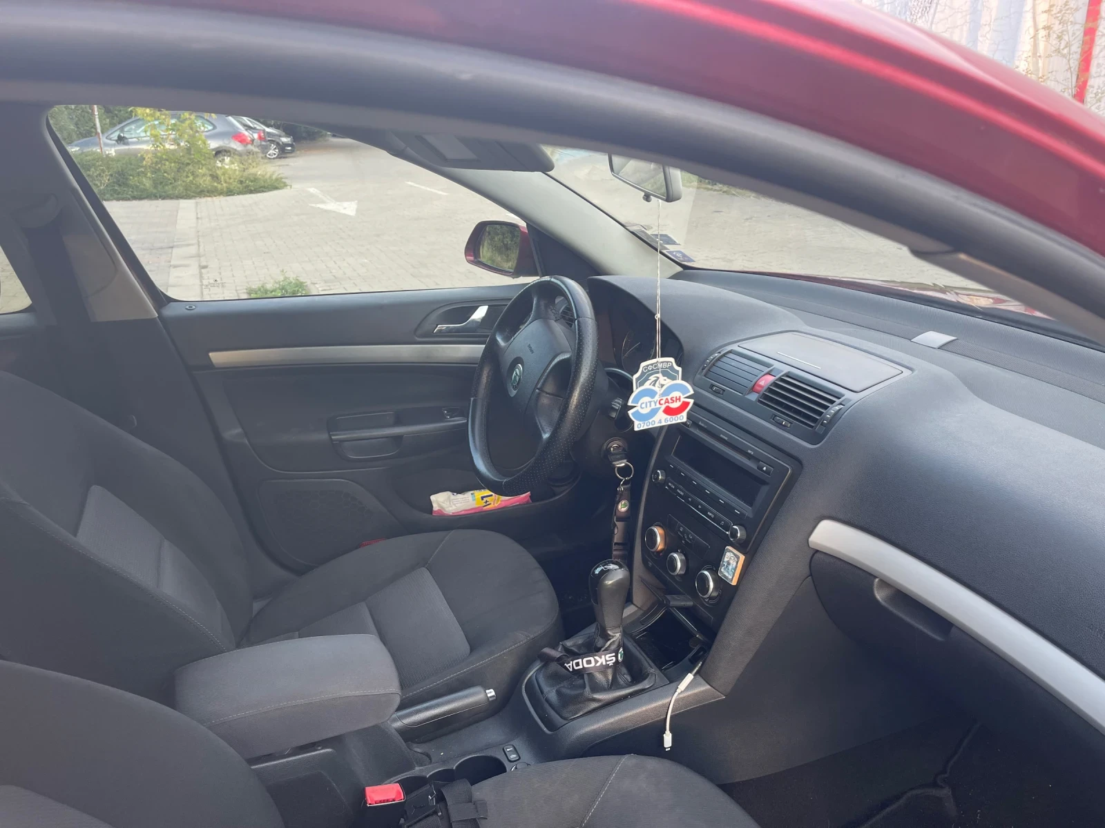 Skoda Octavia, снимка 6 - Автомобили и джипове - 55657536
