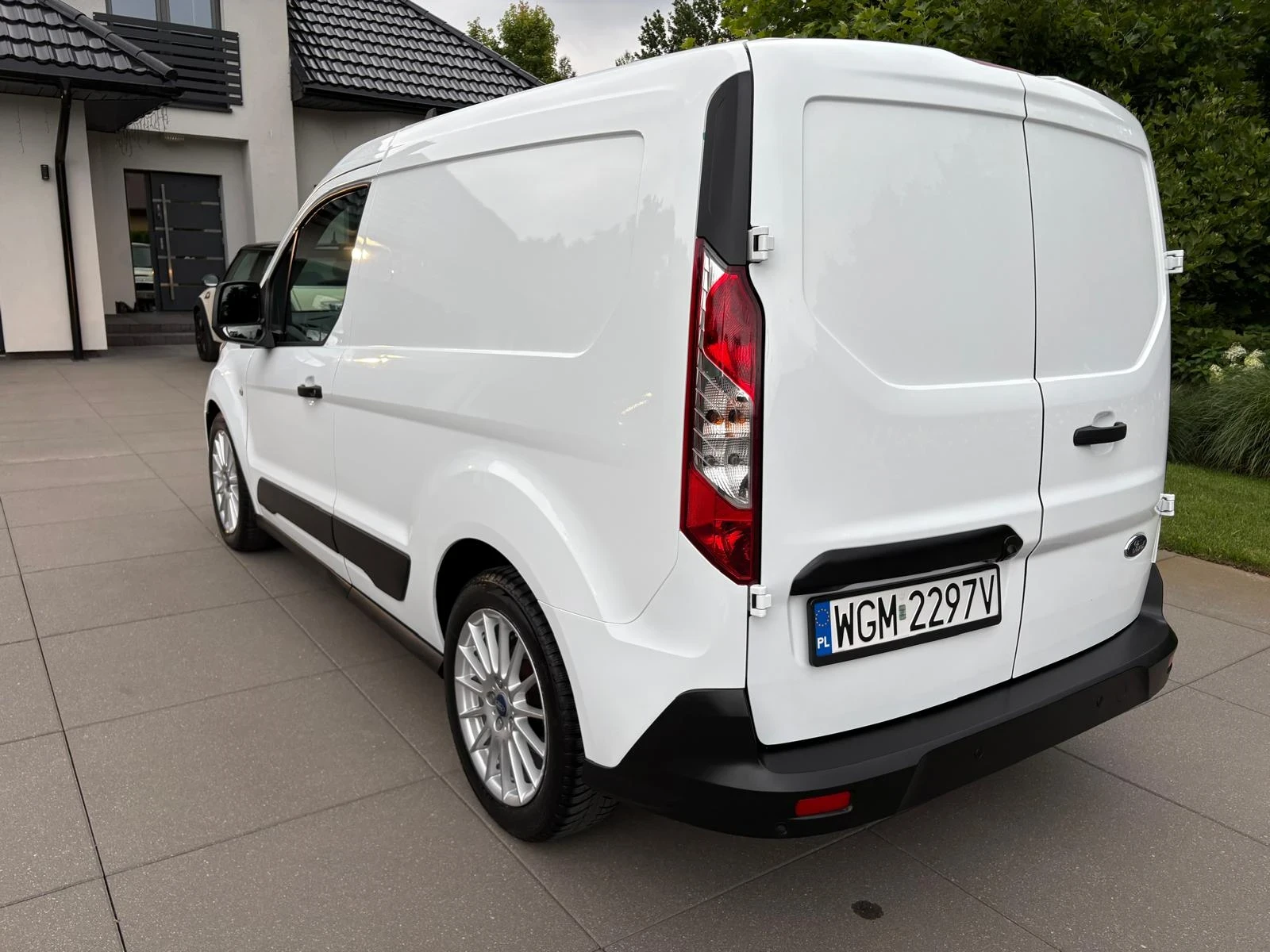 Ford Connect | Mobile.bg � ����������� 5