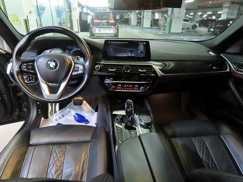 BMW 530 D * M SPORT * HEAD UP * ОБДУХВАНЕ * 360 КАМЕРА * , снимка 11 - Автомобили и джипове - 56075987