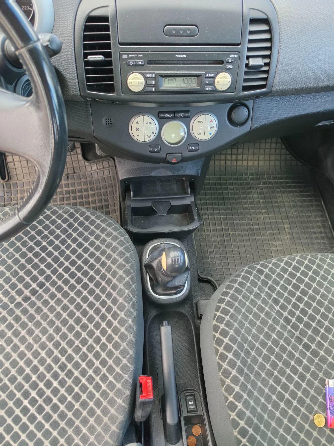 Nissan Micra 1.2, снимка 13 - Автомобили и джипове - 56254239