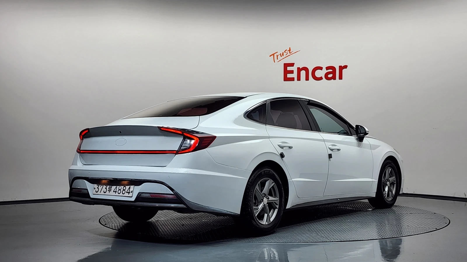 Hyundai Sonata 2.0 Smart * ОБДУХ * КАМЕРА, снимка 3 - Автомобили и джипове - 56677185