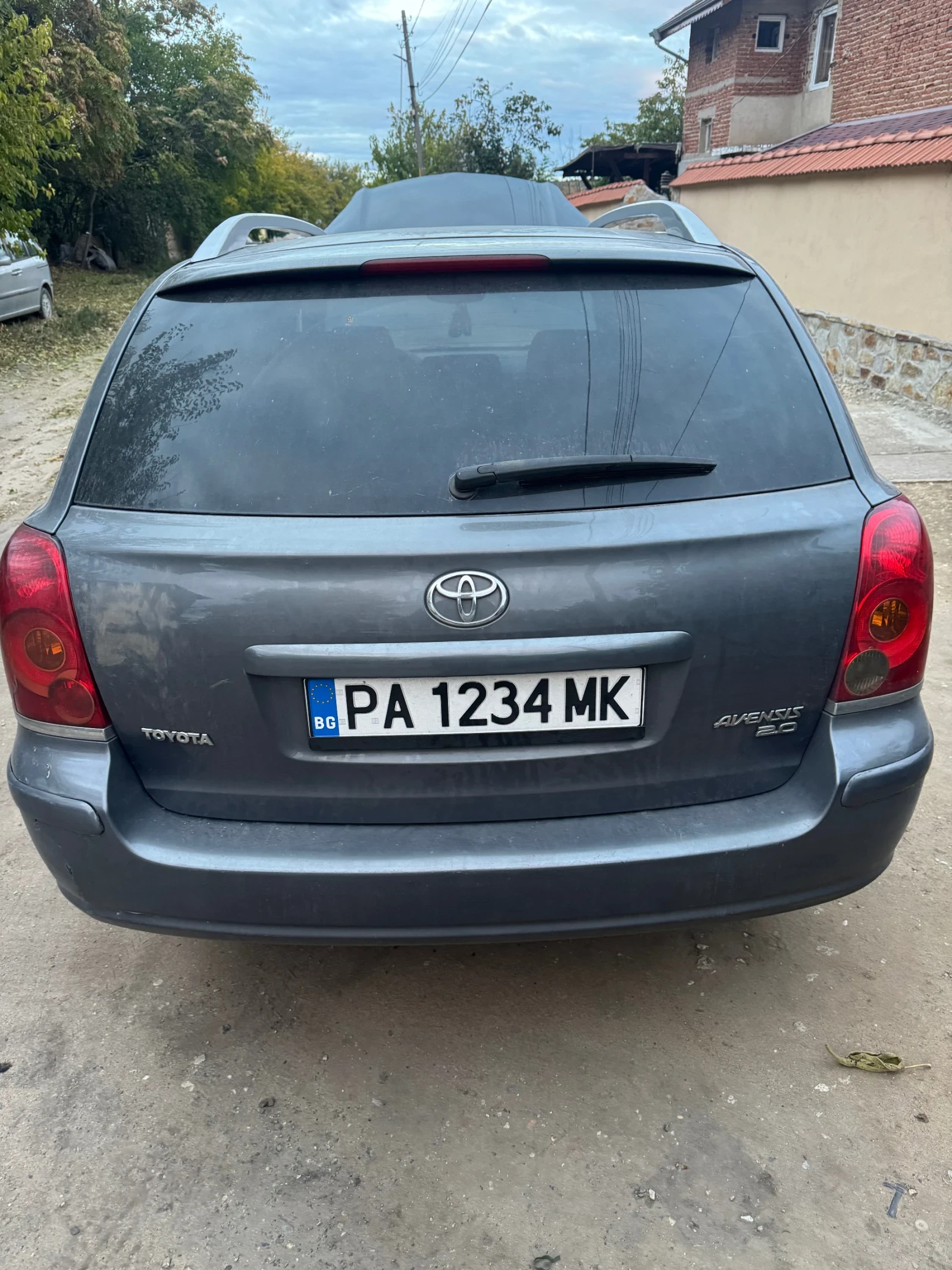 Toyota Avensis 2.0, снимка 3 - Автомобили и джипове - 56710697