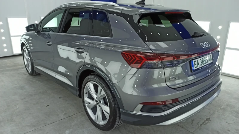 Audi Q4 E-tron , снимка 3 - Автомобили и джипове - 47765157