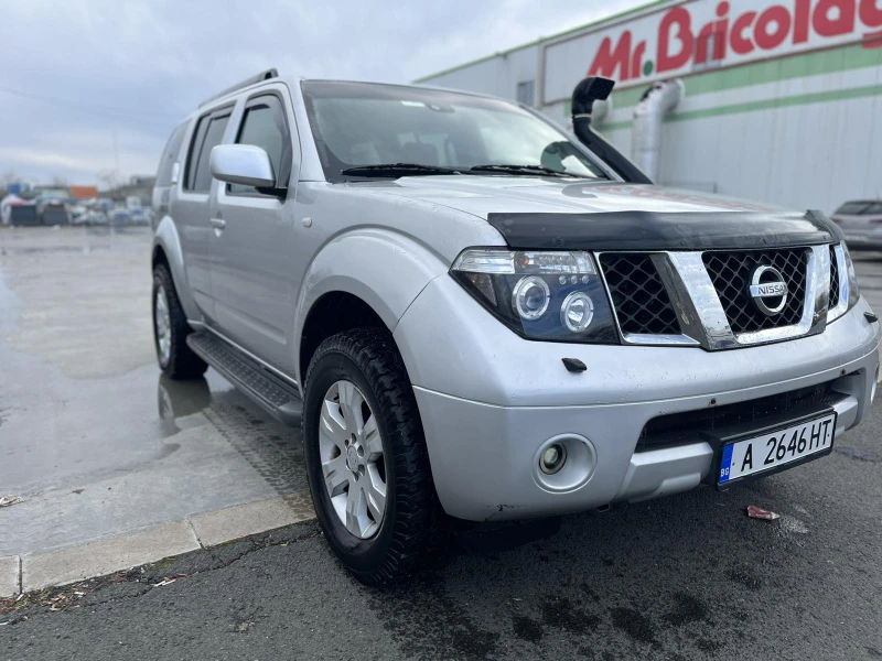 Nissan Pathfinder, снимка 10 - Автомобили и джипове - 48282675