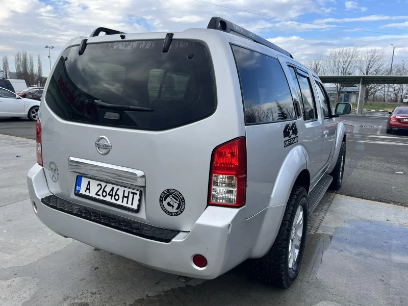 Nissan Pathfinder, снимка 5 - Автомобили и джипове - 48282675