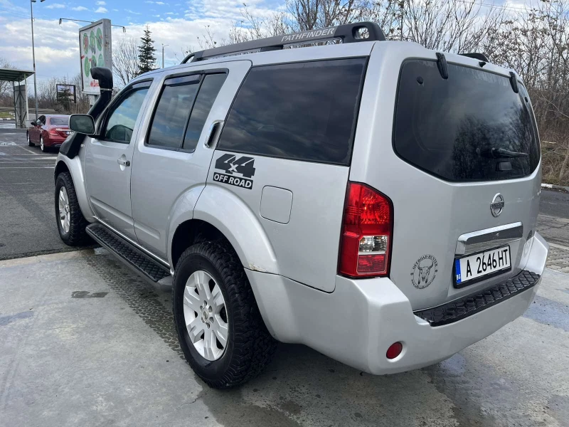 Nissan Pathfinder, снимка 4 - Автомобили и джипове - 48282675