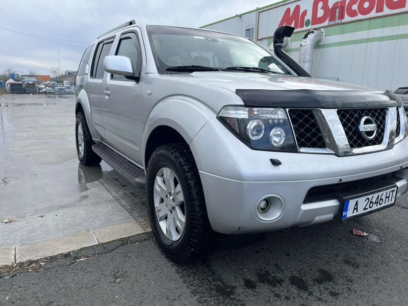 Nissan Pathfinder, снимка 2 - Автомобили и джипове - 48282675