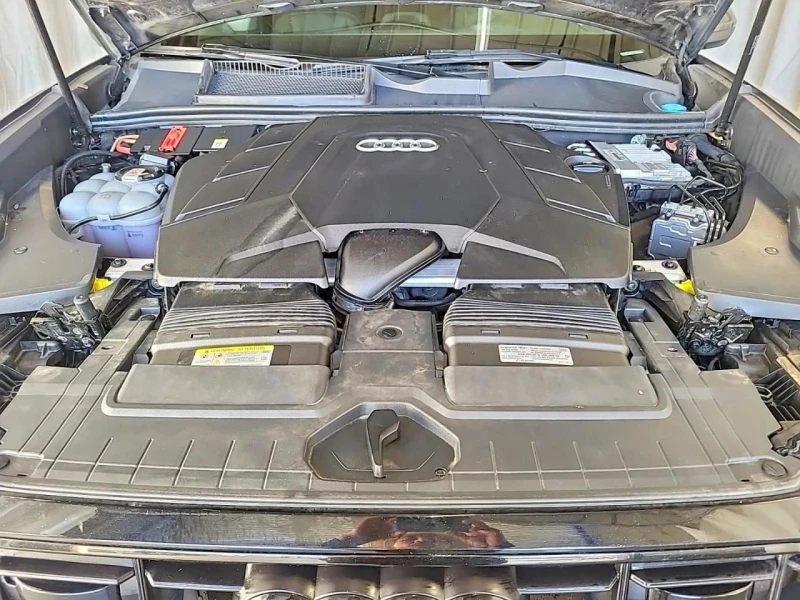 Audi Q8, снимка 7 - Автомобили и джипове - 53212455