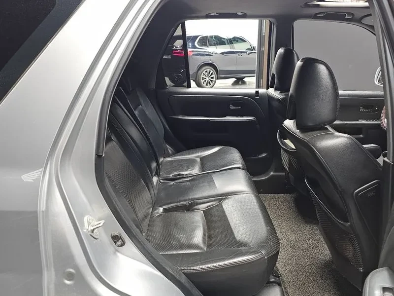 Honda Cr-v 2.4 4Wd, снимка 11 - Автомобили и джипове - 55772934