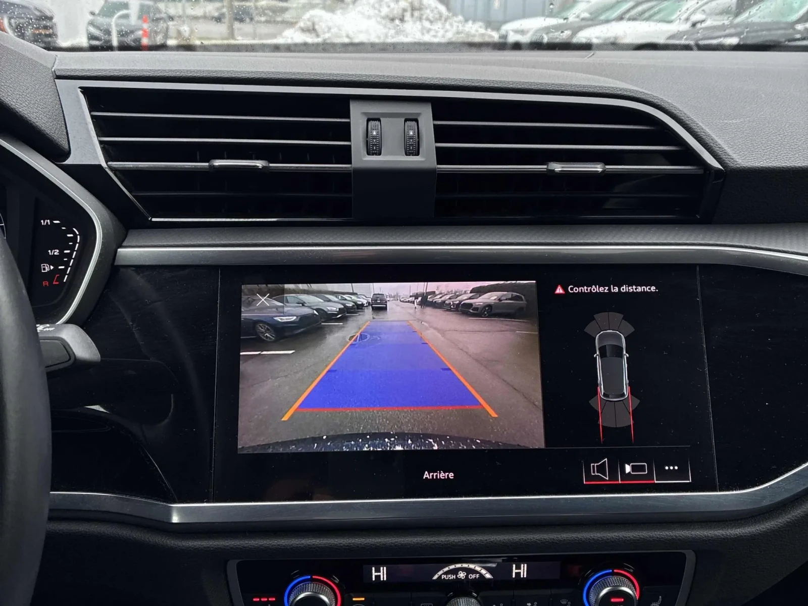 Audi Q3 * CARFAX *    | Mobile.bg   10