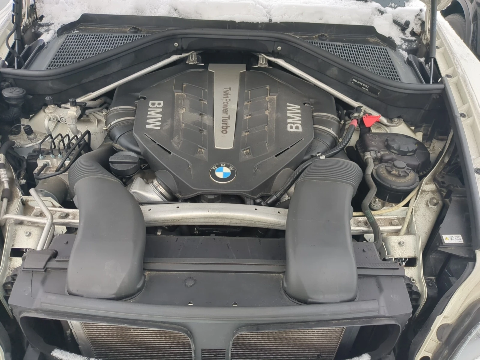 BMW X5 xDrive50i, снимка 15 - Автомобили и джипове - 53722674