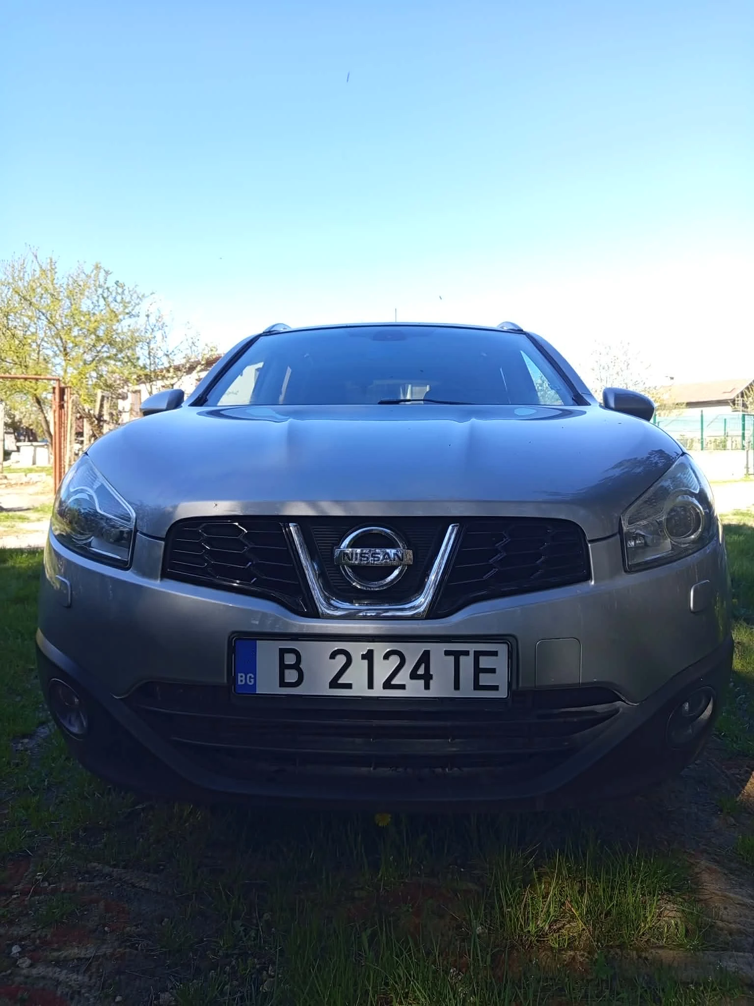 Nissan Qashqai, снимка 14 - Автомобили и джипове - 54370420