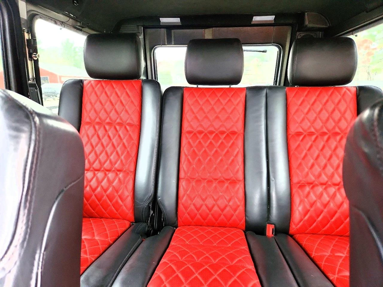Mercedes-Benz G 63 AMG DESIGNO/KAMERA/LANE ASSIST, снимка 10 - Автомобили и джипове - 54512842