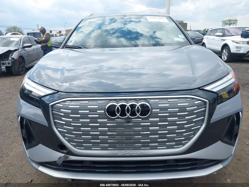 Audi Q4 E-Tron Premium 55 Quattro, снимка 6 - Автомобили и джипове - 54874804