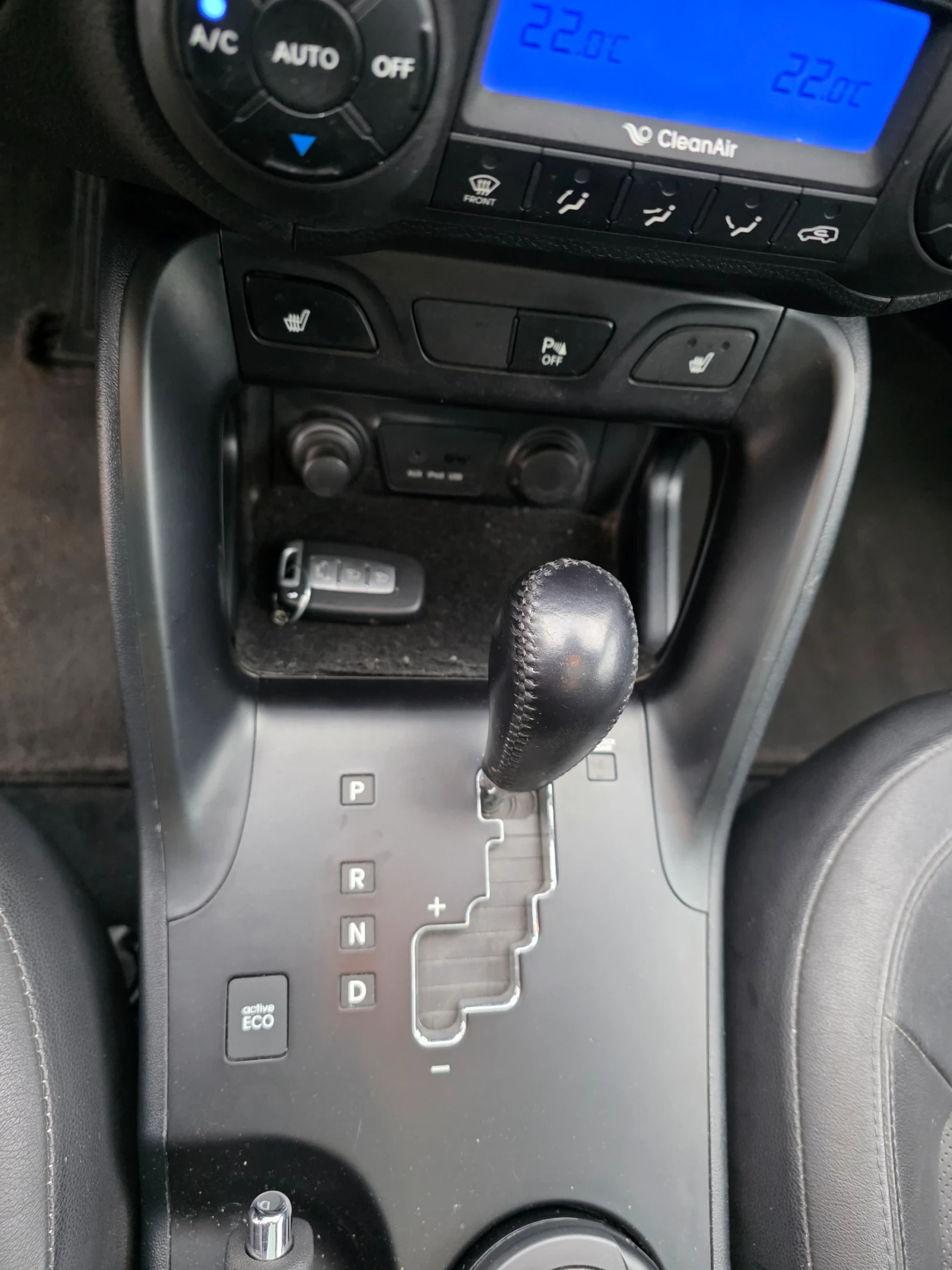 Hyundai IX35 2.0 Crdi 4x4 АВТОМАТИК, снимка 11 - Автомобили и джипове - 55141276