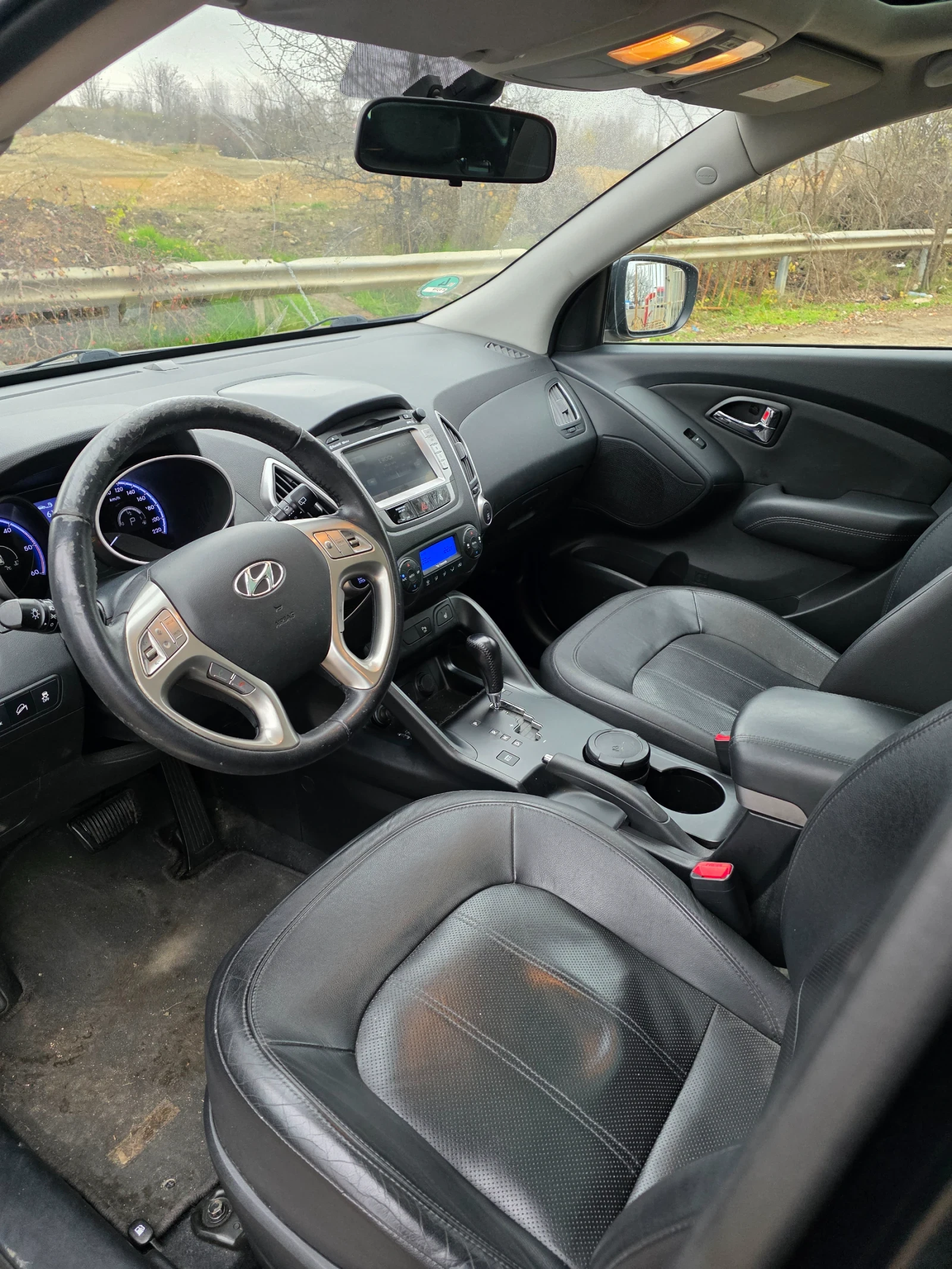 Hyundai IX35 2.0 Crdi 4x4 АВТОМАТИК, снимка 7 - Автомобили и джипове - 55141276